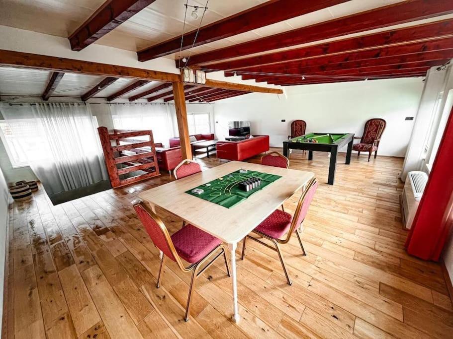 Villa Avec Piscine Interieure Олцхейм Экстерьер фото